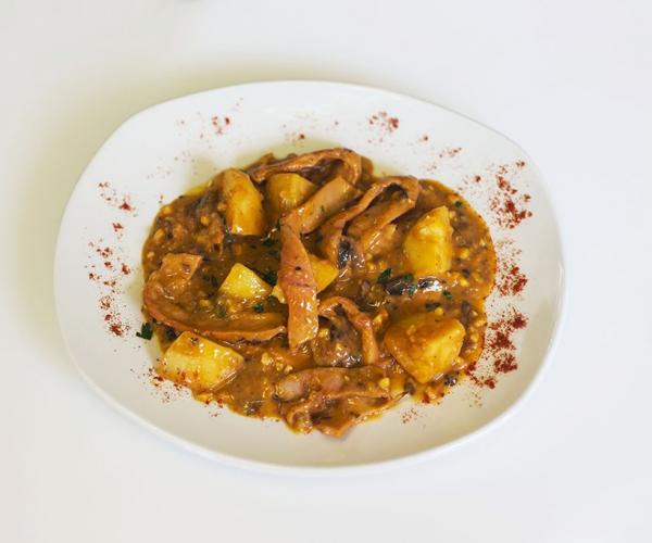 Ragut de Pulpo con salsa de Almendras