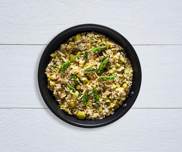 Risotto de pollo con espárragos y boletus