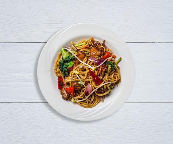 Tallarines con verduras al wok